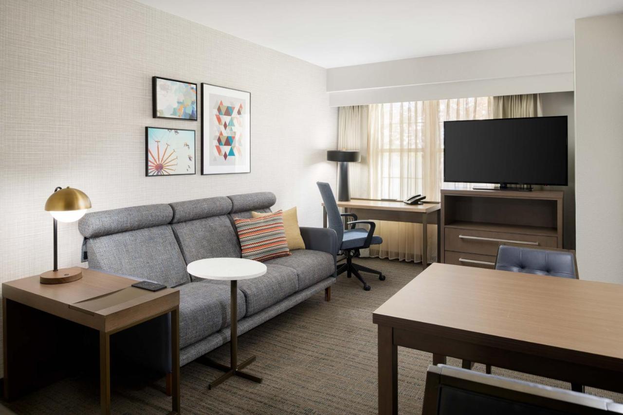 Residence Inn Плезантън Екстериор снимка
