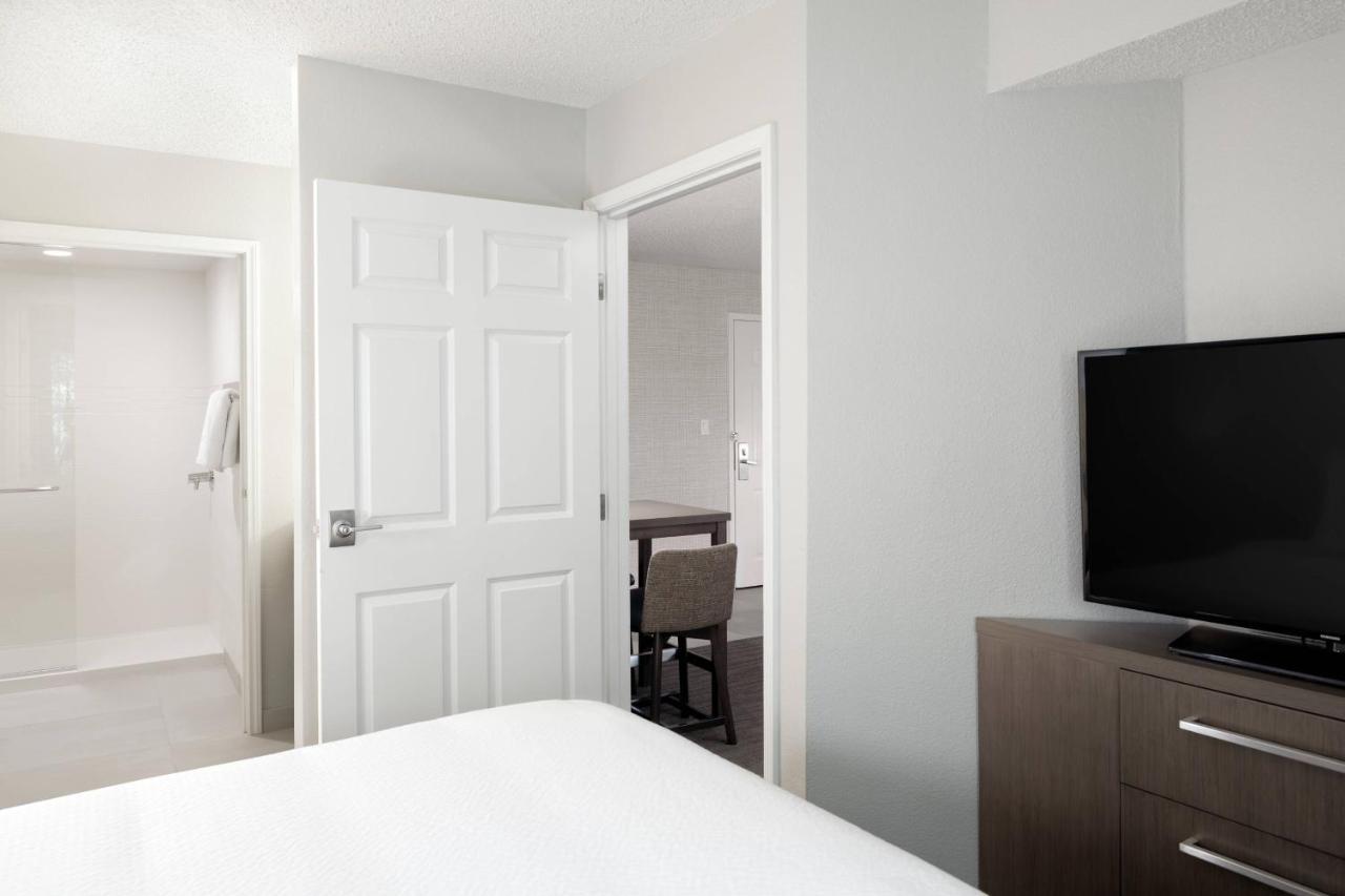 Residence Inn Плезантън Екстериор снимка