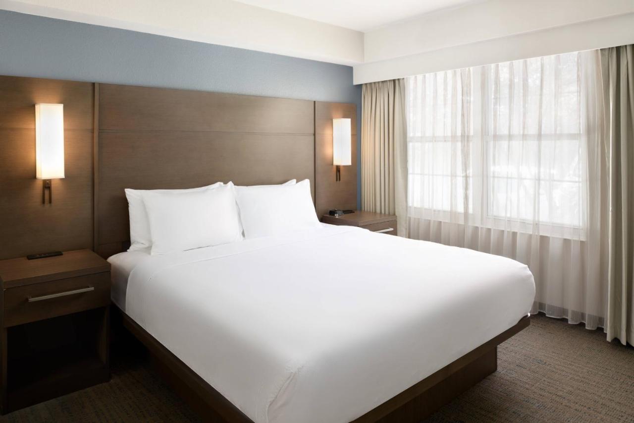 Residence Inn Плезантън Екстериор снимка