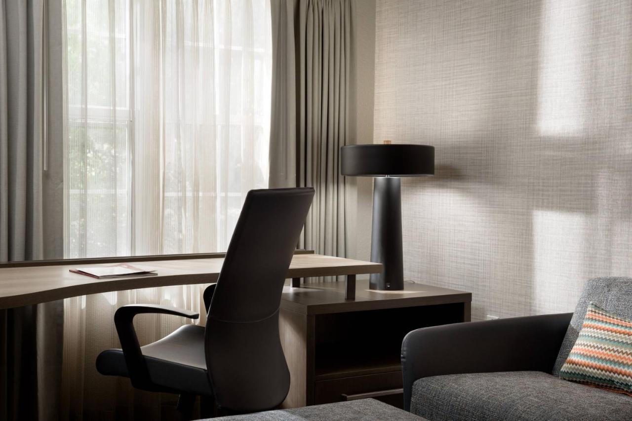 Residence Inn Плезантън Екстериор снимка