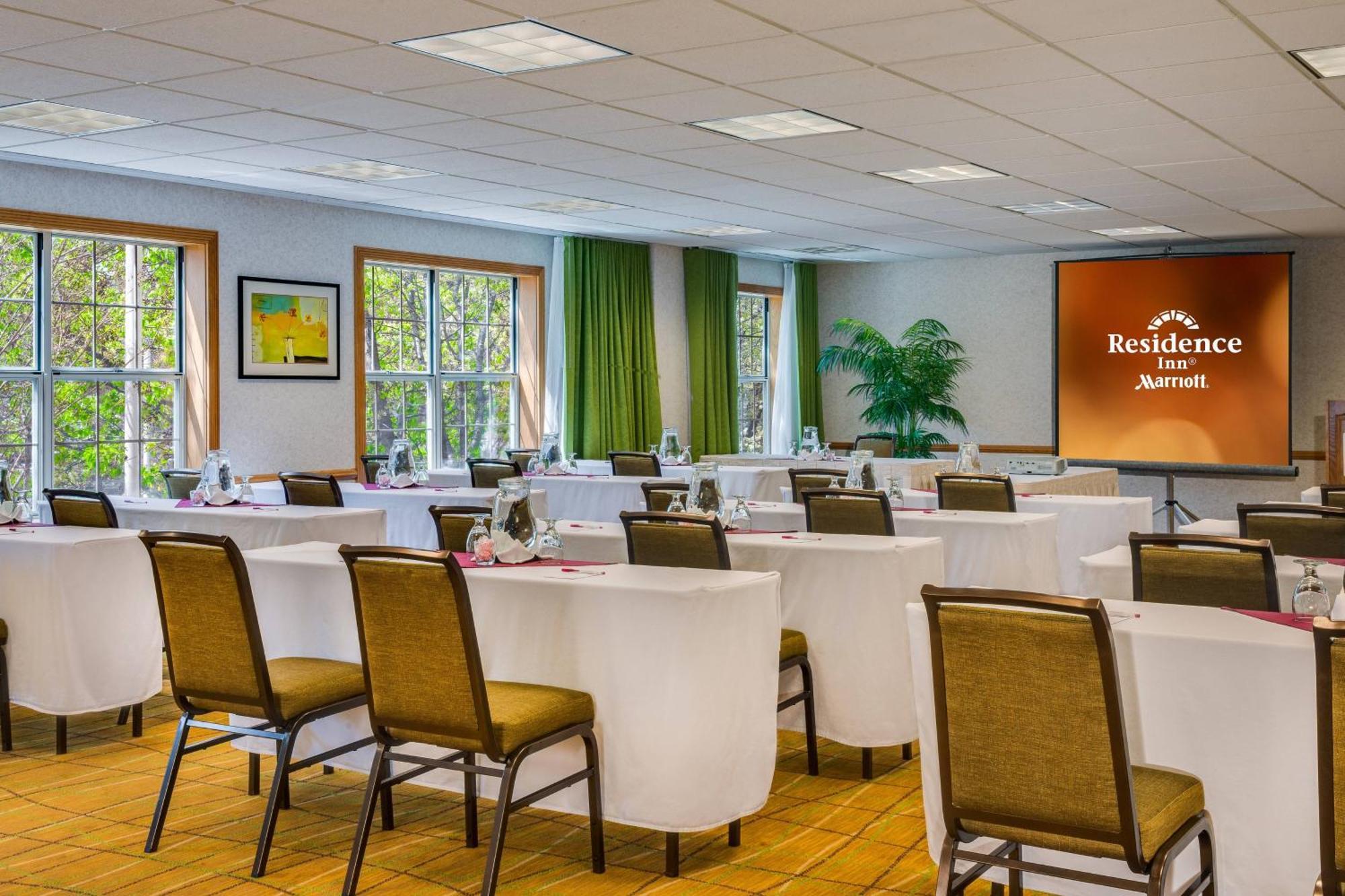 Residence Inn Плезантън Екстериор снимка